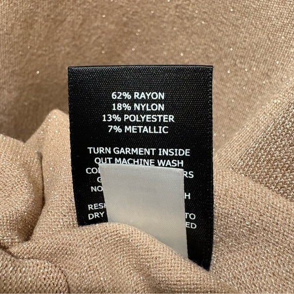 Torrid 2X Marilyn Monroe Mini Fluted Sparkle Fold Down Sweater Dress NWT - Picture 9 of 10